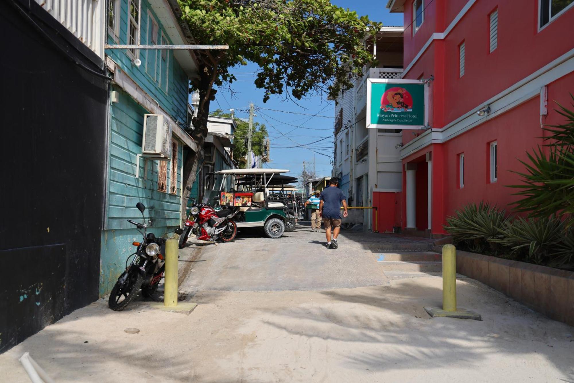 La Casa De Paz Hotel San Pedro  Exterior photo